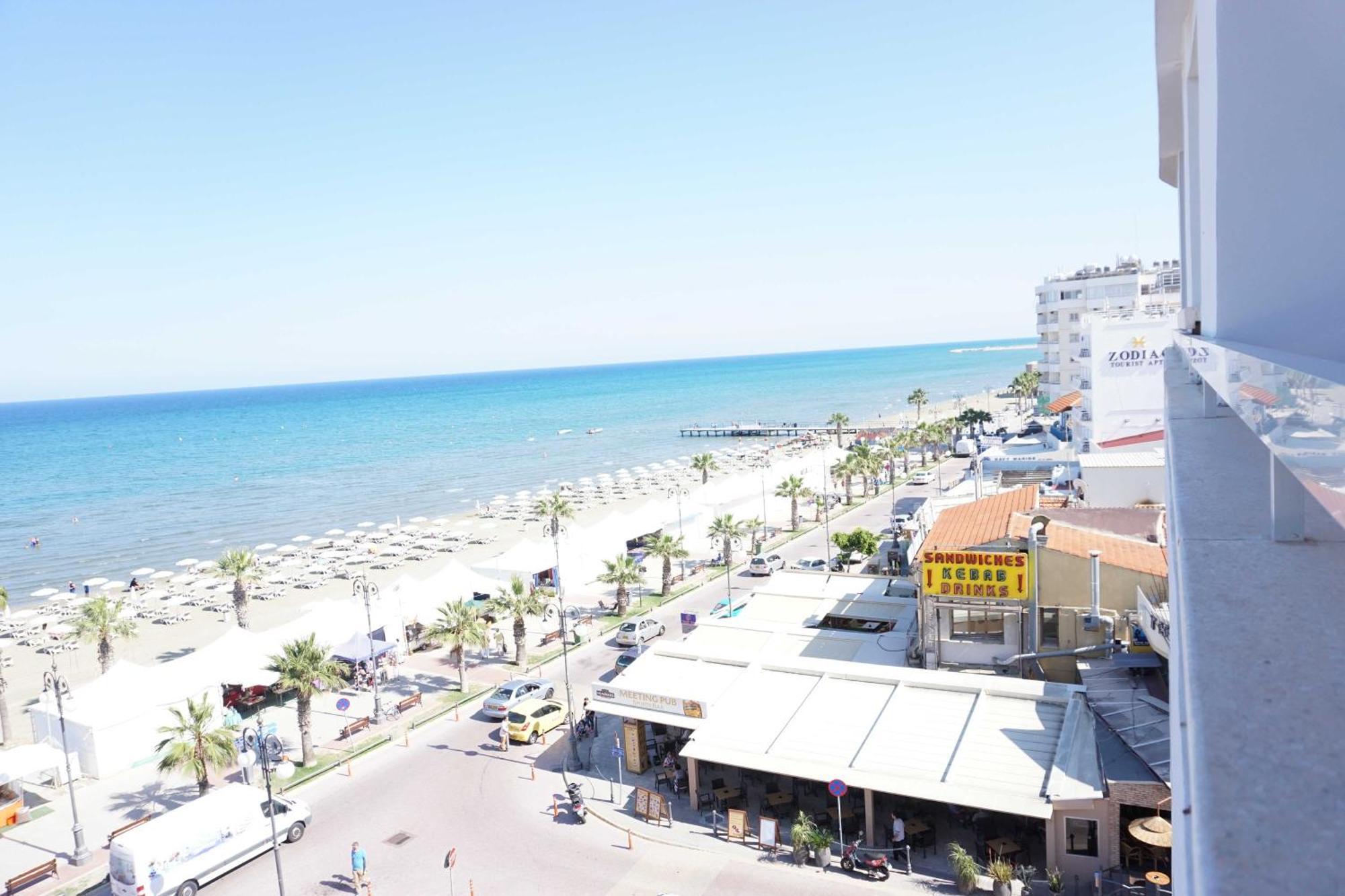 Lazuli Sea View Beachfront Ap 21 Larnaca Esterno foto