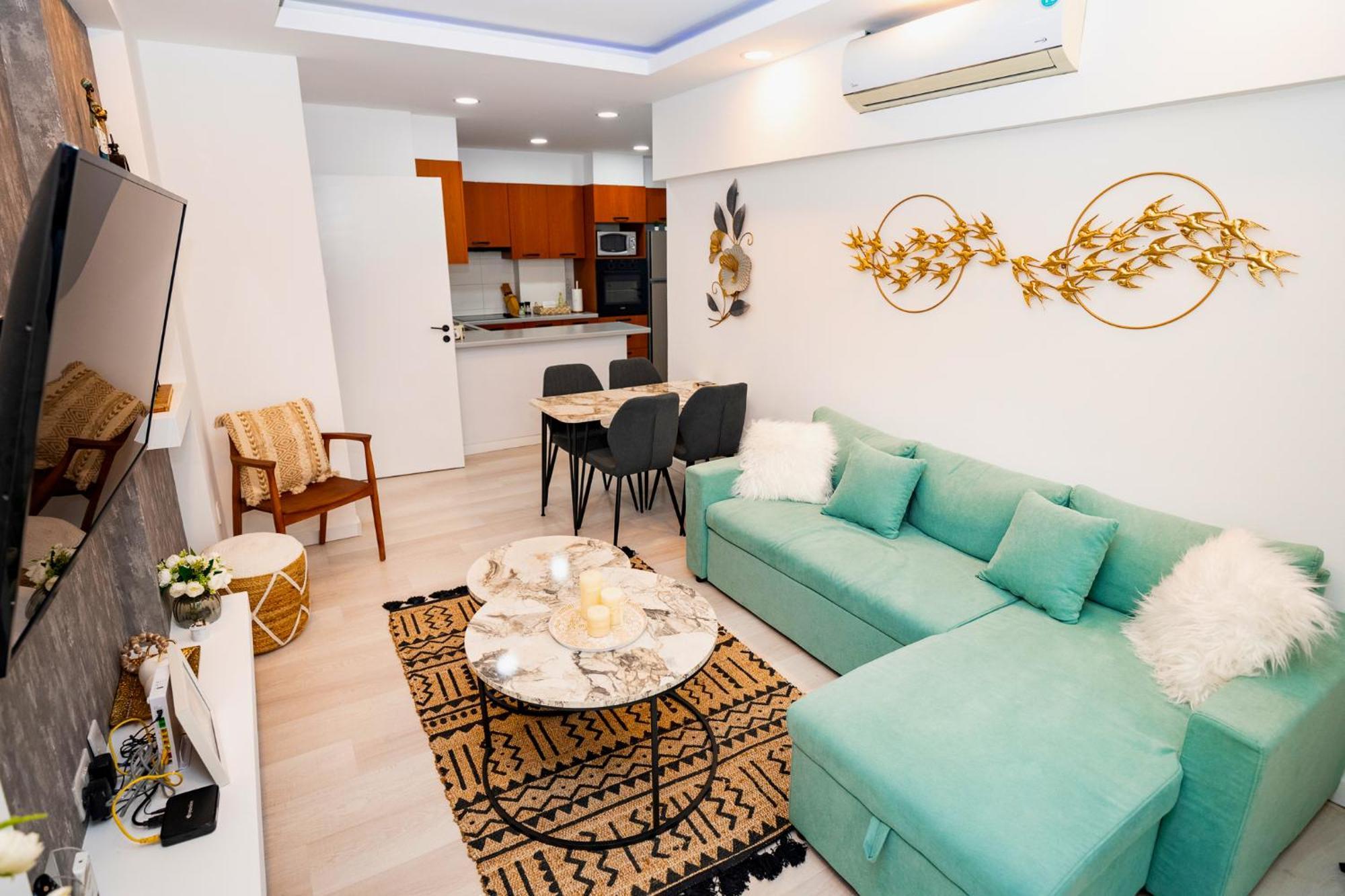 Lazuli Sea View Beachfront Ap 21 Larnaca Esterno foto