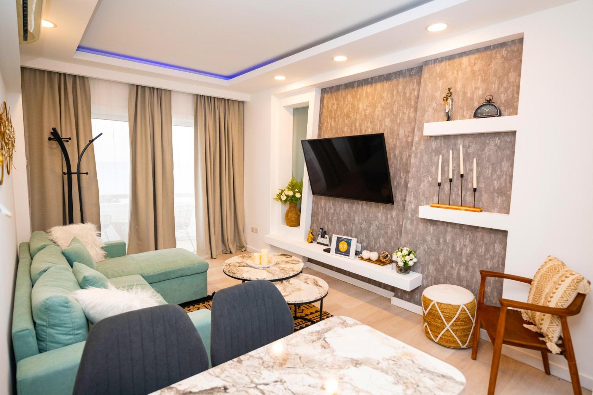 Lazuli Sea View Beachfront Ap 21 Larnaca Esterno foto