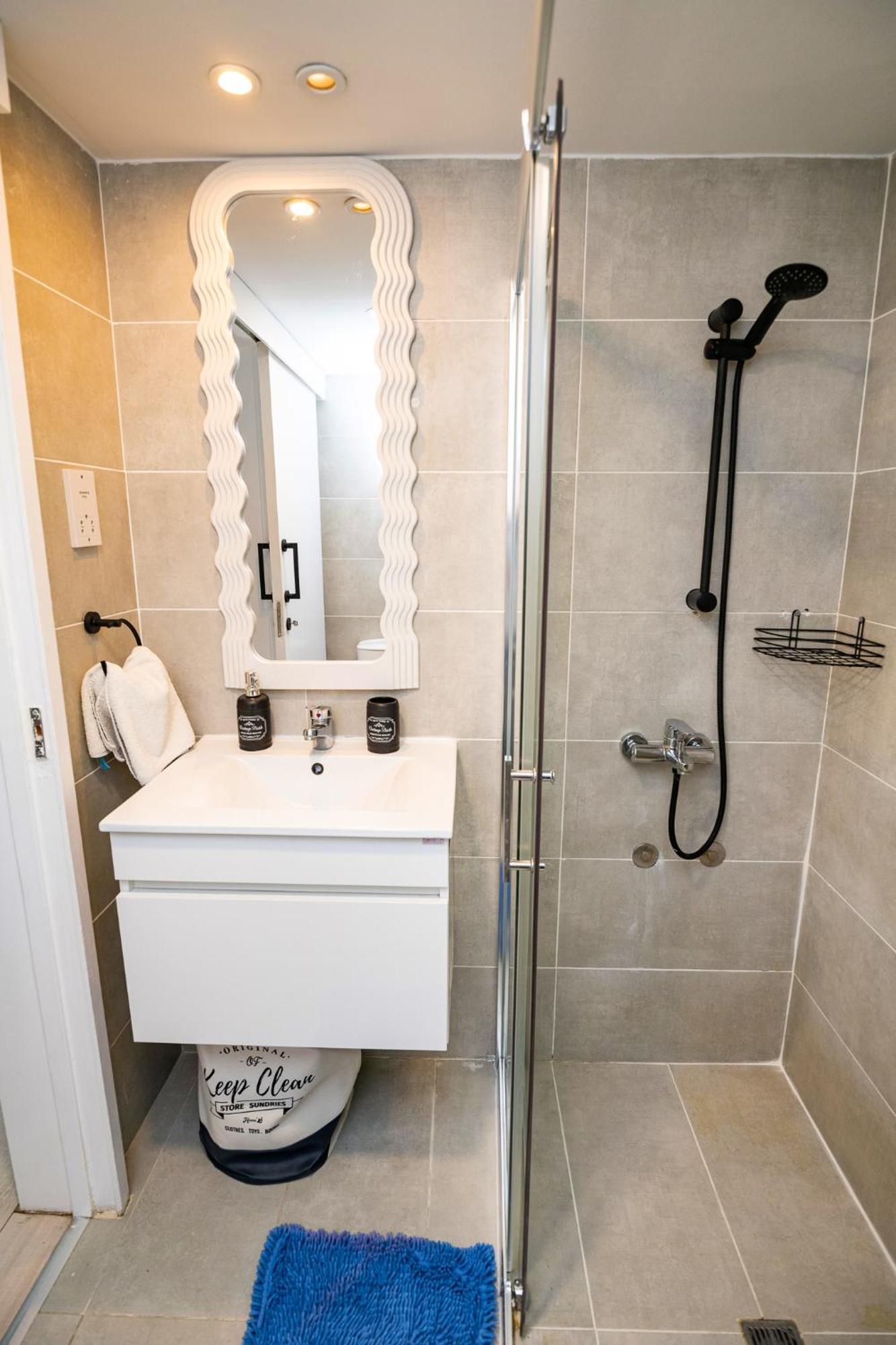 Lazuli Sea View Beachfront Ap 21 Larnaca Esterno foto