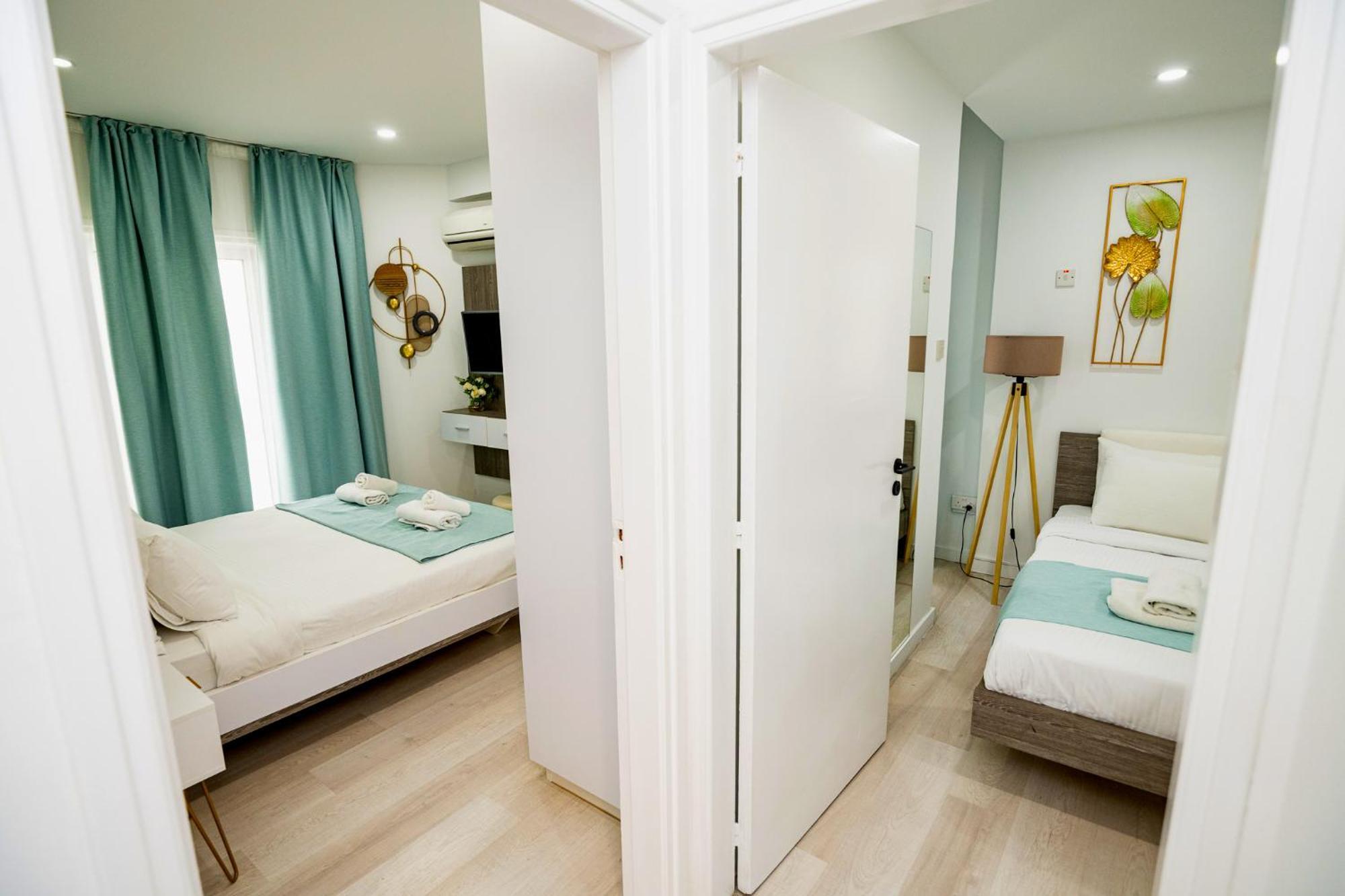 Lazuli Sea View Beachfront Ap 21 Larnaca Esterno foto